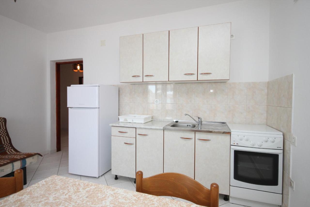 Apartments By The Sea Kustici, Pag - 6355 Екстер'єр фото