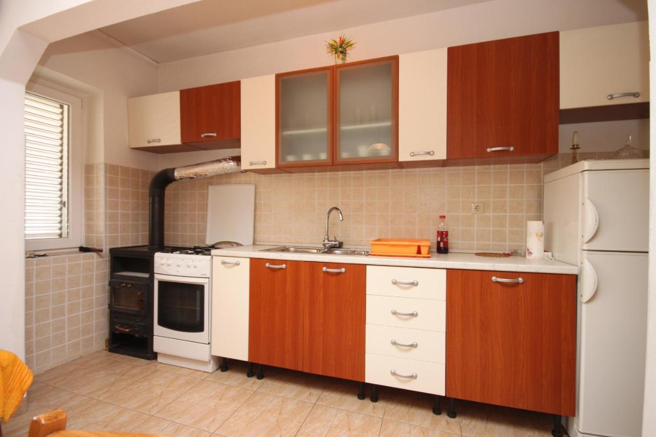 Apartments By The Sea Kustici, Pag - 6355 Екстер'єр фото